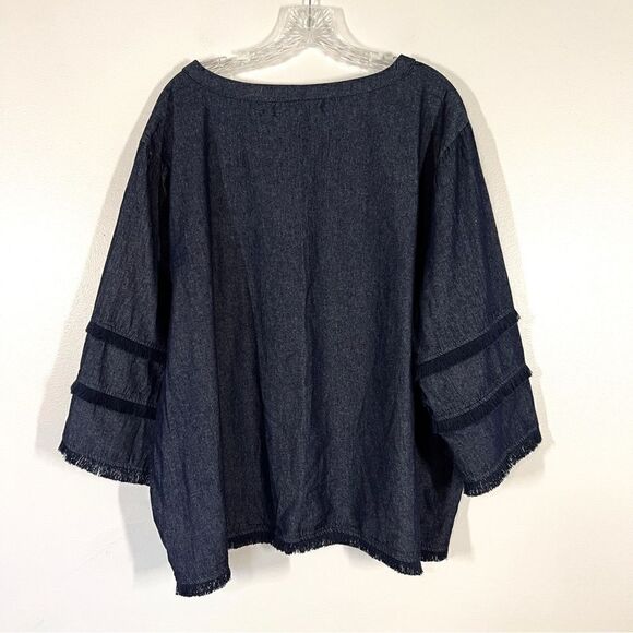 NWOT New C&C California Dark Chambray Denim Color Blouse Too Fringe Accents 3X - Picture 4 of 6